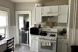 15 Malden St, Springfield, MA 01108 - Photo 6