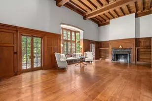 180 Ivy St, Brookline, MA 02446 - Photo 2