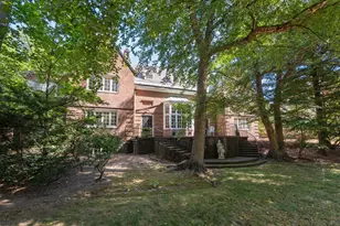 180 Ivy St, Brookline, MA 02446 - Photo 10