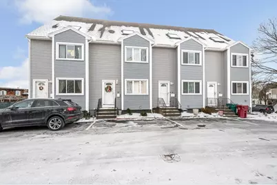 29 Pine Hill St #29, Lowell, MA 01852 - Photo 1