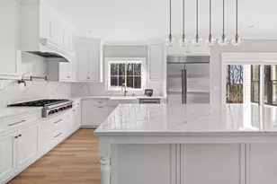 10 Lorenzo Dr, Southborough, MA 01772 - Photo 14