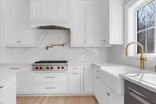 10 Lorenzo Dr, Southborough, MA 01772 - Photo 12