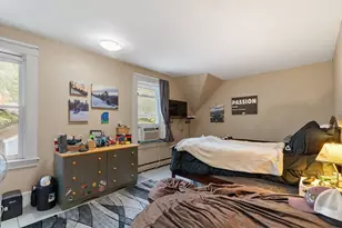 9 Pleasant St, Lunenburg, MA 01462 - Photo 24