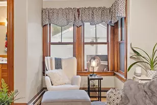 9 Pleasant St, Lunenburg, MA 01462 - Photo 16