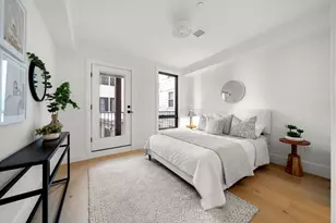 136 W 8th St, Boston, MA 02127 - Photo 10