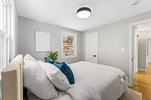 10 Van Brunt St, Boston, MA 02136 - Photo 14