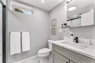 10 Van Brunt St, Boston, MA 02136 - Photo 22