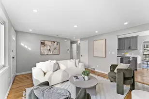 10 Van Brunt St, Boston, MA 02136 - Photo 4