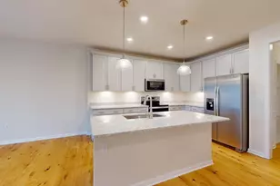 250 Martins Lndg, North Reading, MA 01864 - Photo 6