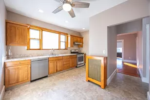 9 St James Rd, Medford, MA 02155 - Photo 8