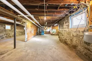 9 St James Rd, Medford, MA 02155 - Photo 40