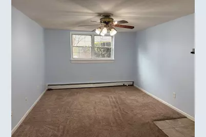 549 Pine St #1, Lowell, MA 01851 - Photo 4