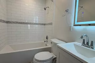 1082 Commonwealth Ave, Boston, MA 02215 - Photo 4