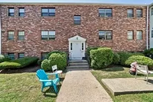 8 Jackson St, Quincy, MA 02169 - Photo 10