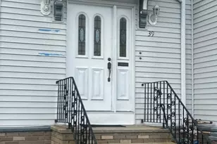 39 Bay St, New Bedford, MA 02740 - Photo 2