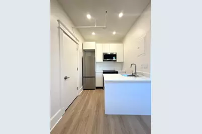 1082 Commonwealth Ave #501, Boston, MA 02215 - Photo 1