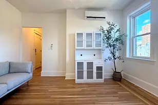 1082 Commonwealth Ave, Boston, MA 02215 - Photo 4