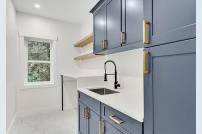 22 Estabrook Rd, Lexington, MA 02421 - Photo 32