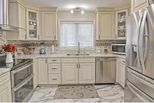 56 Valley St, Everett, MA 02149 - Photo 4