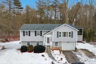 14 Seabrook Rd, Salisbury, MA 01952 - Photo 2