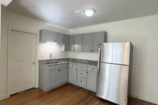 5 Austin St, Blackstone, MA 01504 - Photo 2