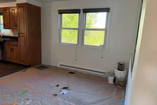 585 Burncoat St, Worcester, MA 01606 - Photo 18