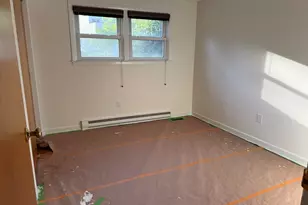 585 Burncoat St, Worcester, MA 01606 - Photo 10