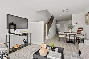 602 Canterbury, Boston, MA 02131 - Photo 2