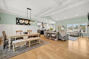 34 Palmer River Rd, Swansea, MA 02777 - Photo 10