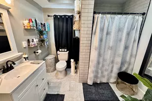 25 Pearl St, Clinton, MA 01510 - Photo 8