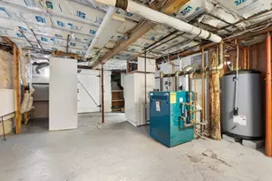 129 High St, Reading, MA 01867 - Photo 28