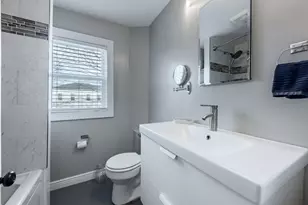23 Old St, Randolph, MA 02368 - Photo 12