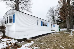 12 Presidential Cir, Warren, MA 01083 - Photo 1