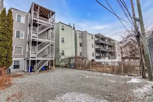 215 Maverick, Boston, MA 02128 - Photo 20