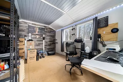 1 Democracy Dr, Amesbury, MA 01913 - Photo 32