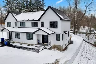 711 Massachusetts Ave, Lunenburg, MA 01462 - Photo 1