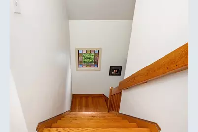 692 Elm St, Somerset, MA 02726 - Photo 18