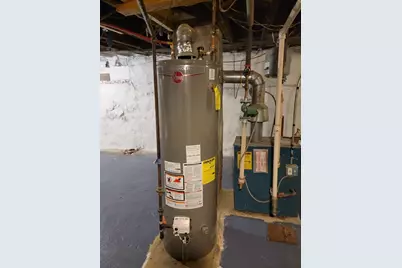 47 Birch St, Worcester, MA 01603 - Photo 24