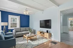 7 Mystic St, Methuen, MA 01844 - Photo 4