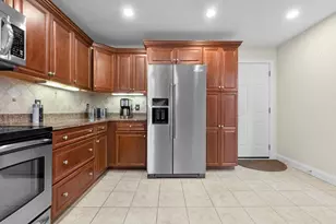 410 Salem St, Wakefield, MA 01880 - Photo 6