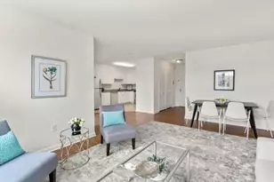 20 Hammond Pond Pkwy, Newton, MA 02467 - Photo 6