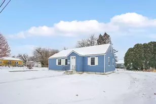 103 Catherine St, Chicopee, MA 01013 - Photo 4