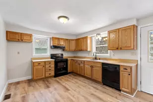 299 Asbury St, Hamilton, MA 01982 - Photo 20