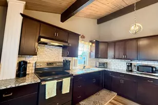 60 Ashumet Ave, Mashpee, MA 02649 - Photo 10