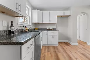 368 Read St, Somerset, MA 02726 - Photo 12