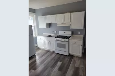 194 Buffinton St #1, Fall River, MA 02721 - Photo 6