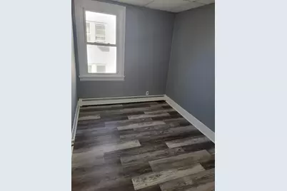 194 Buffinton St #1, Fall River, MA 02721 - Photo 2