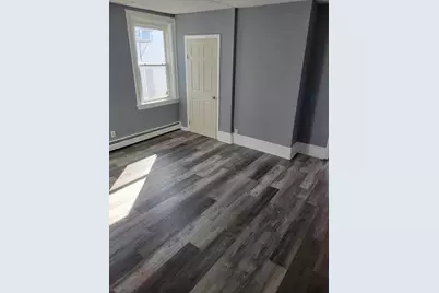 194 Buffinton St #1, Fall River, MA 02721 - Photo 4