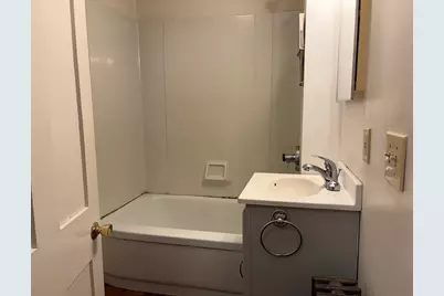 6 Williams Street, Williamsburg, MA 01096 - Photo 12