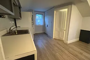 6 Williams St, Williamsburg, MA 01096 - Photo 18